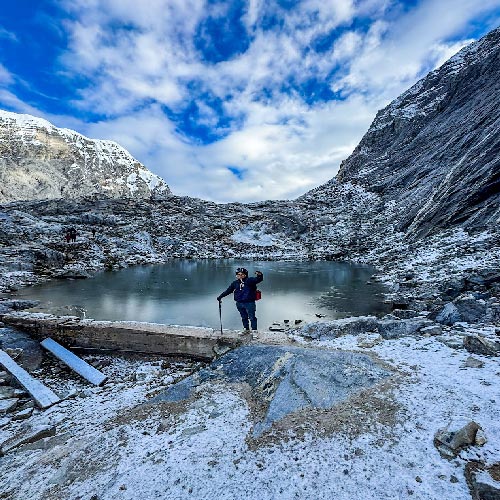 CORDILLERA RAURA – AVENTURAS Y MONTAÑAS